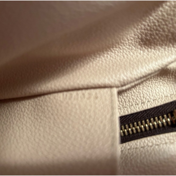 Authentic Clean Louis Vuitton Monogram Trousseau 🥰 - Picture 11 of 14